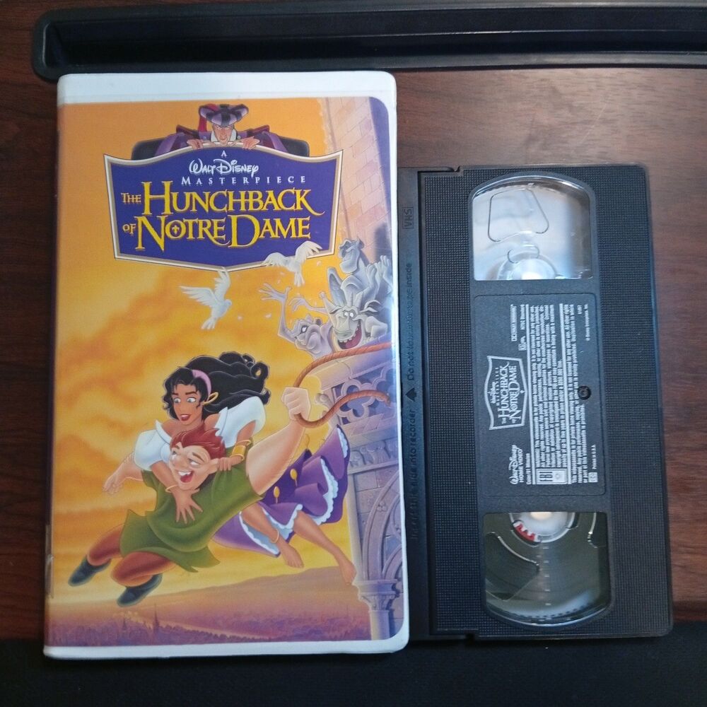 Hunchback of Notre Dame (VHS 1996) Disney Masterpiece Clamshell